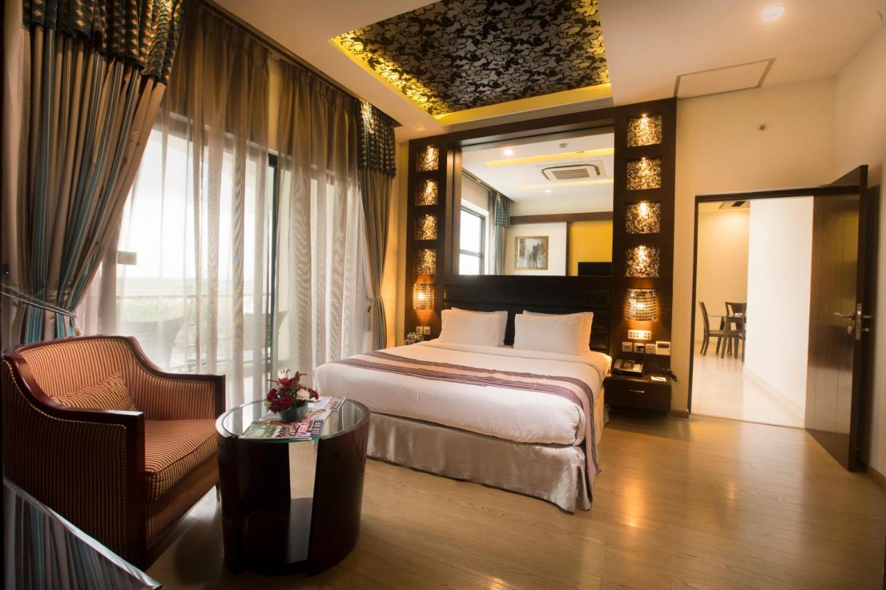 Clarks Exotica Convention Resort & Spa Devanahalli Exterior foto
